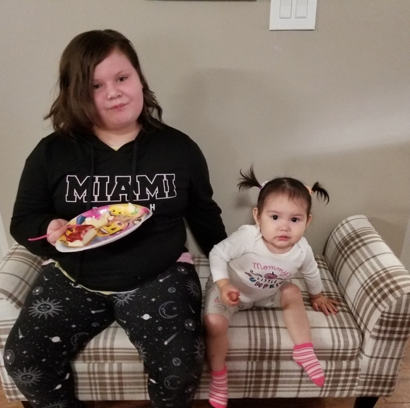 Meet your Posher, Sheræ - Picture 10 of 11